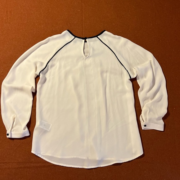 Banana Republic Piping Blouse - Picture 10 of 16